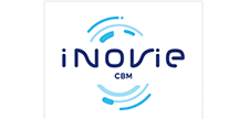 Logo iNOViE: Votre Hub Numérique Connecté Logo bleu foncé « iNOViE » avec « COM » en dessous. Des lignes circulaires bleues claires et foncées l'entourent, évoquant le numérique et la connexion.